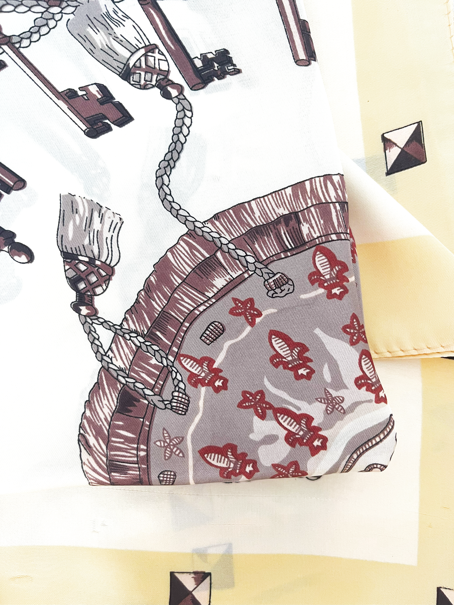 Pañuelo de Satén Llaves